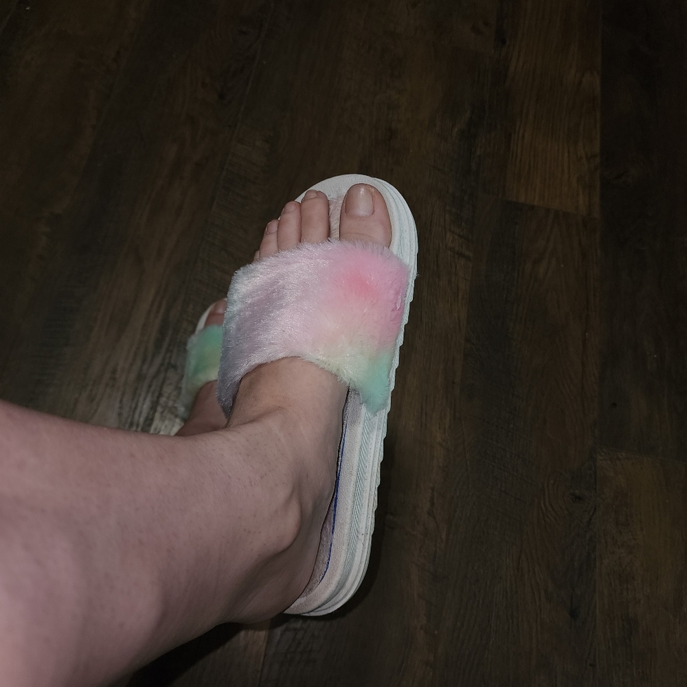 NIB Dolls Kill Comfy Rainbow 🌈 Tye Dye Sandals - Picture 7 of 8